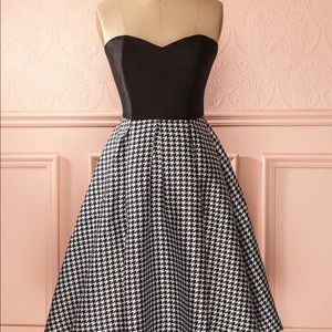 1861 strapless “new look” dress